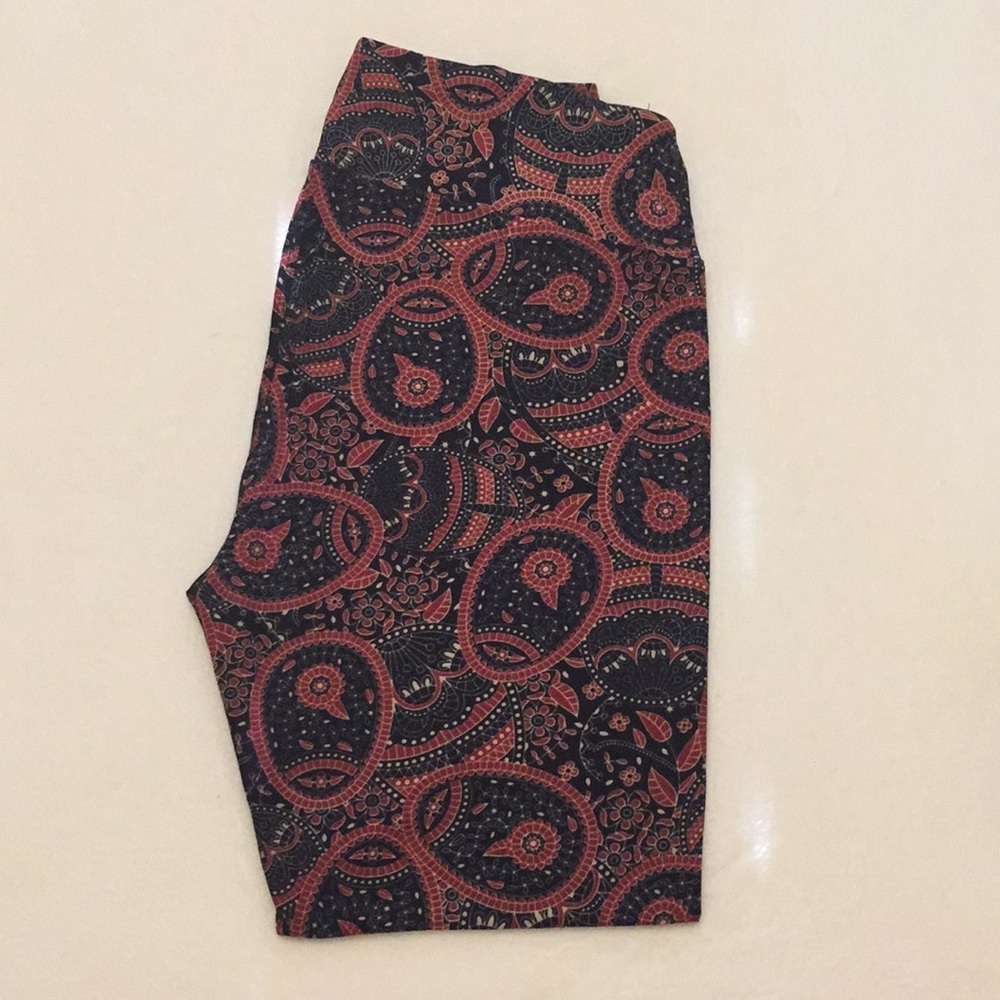 LuLaRoe TC paisley egg leggings NEW